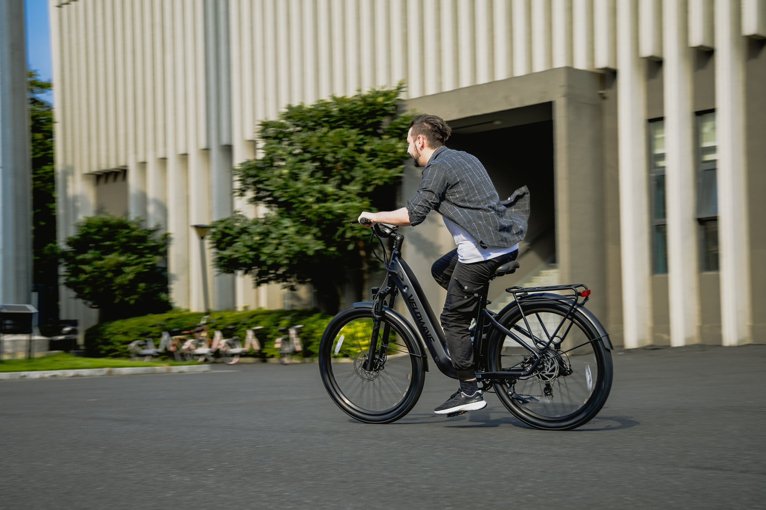 Maximize Your Summer: 5 Unforgettable Day Trips Perfect for Your VELOWAVE E-Bike